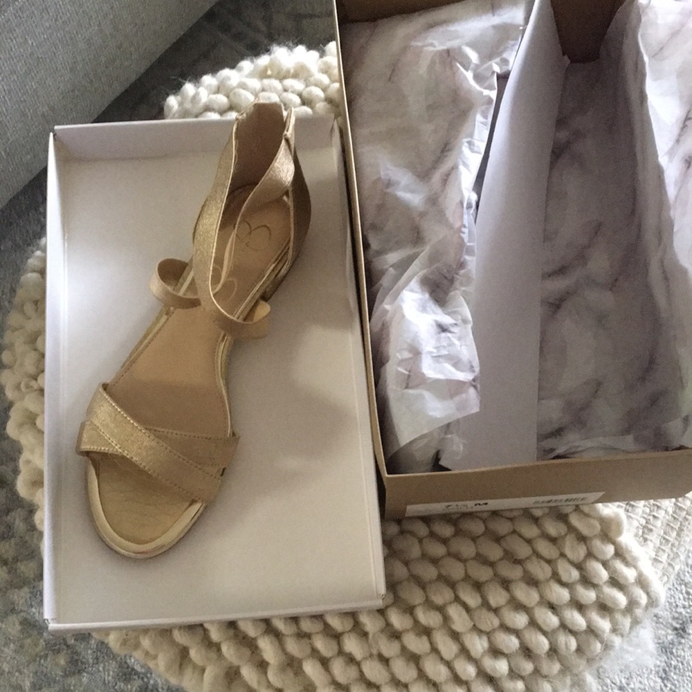 Worn once.  No longer have original box